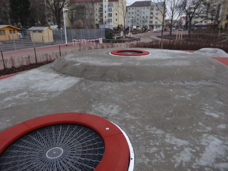 pieschener-melodien-0612-trampolin