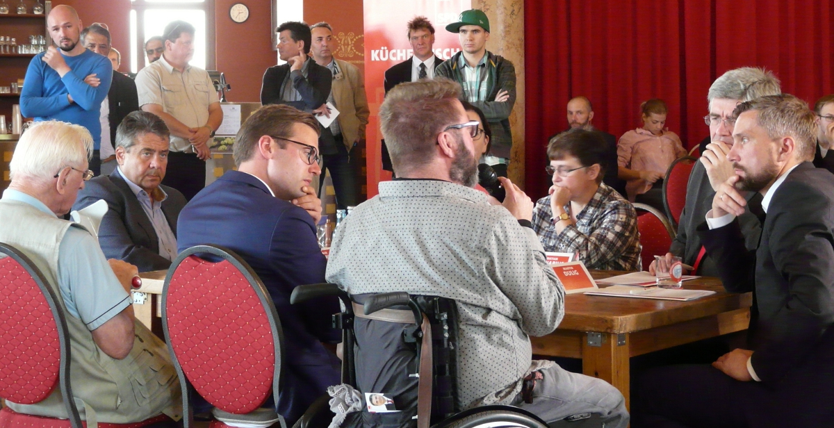 Küchentischtour SPD tisch