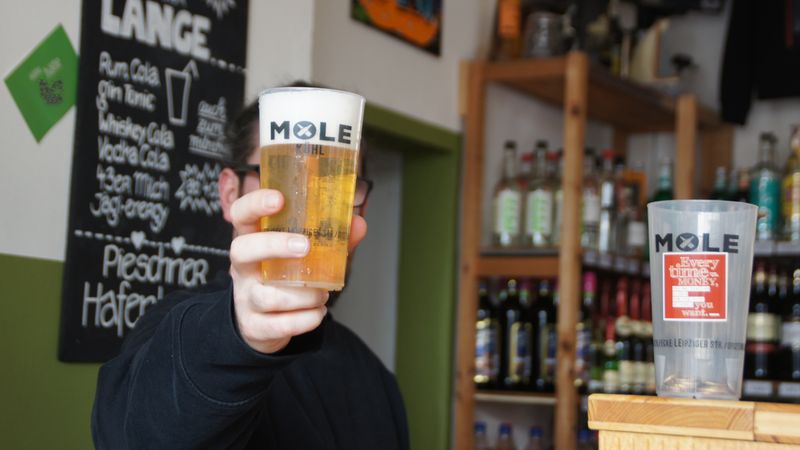 Vorher - Nachher oder: Ein leeres Glas ist nicht schlimm, wenn vorher Mole kühl drin war!