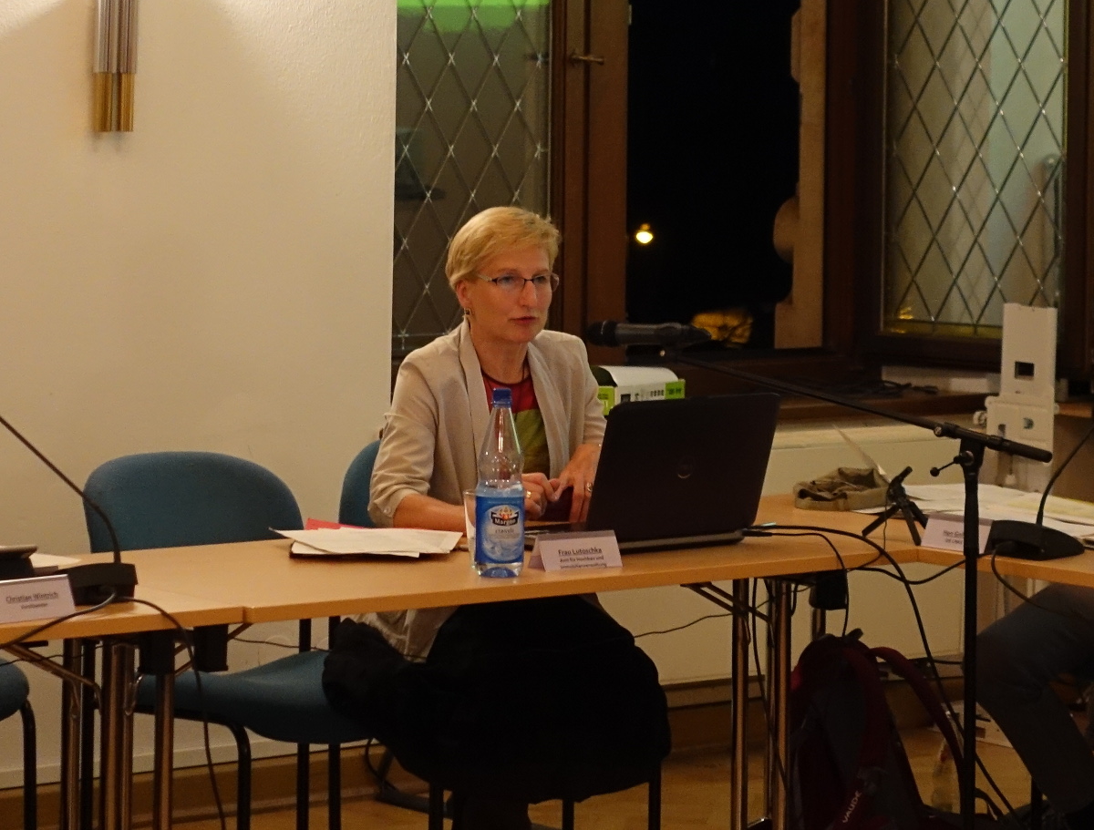 Ortsbeirat 1004 Heike Lutoschka