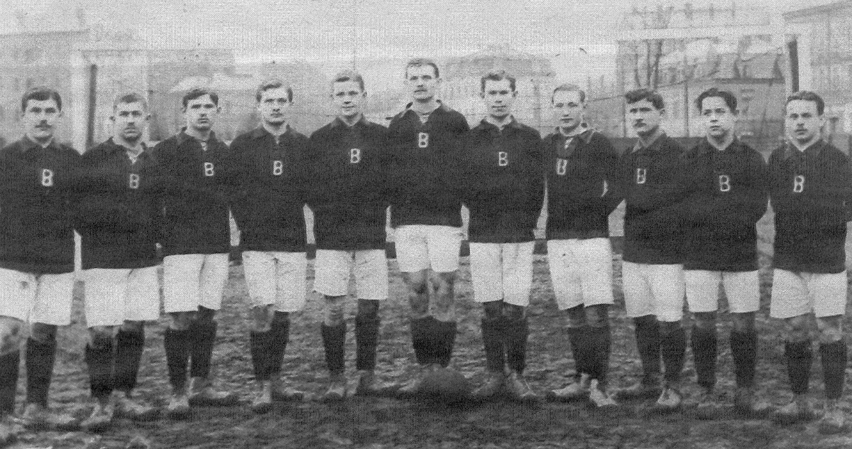 Erste Mannschaft 1923 24