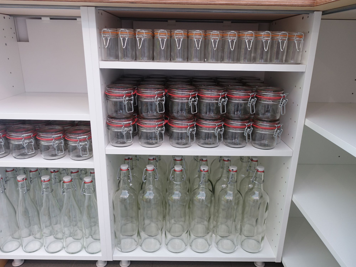 Quäntchen Eröffnung gefäße