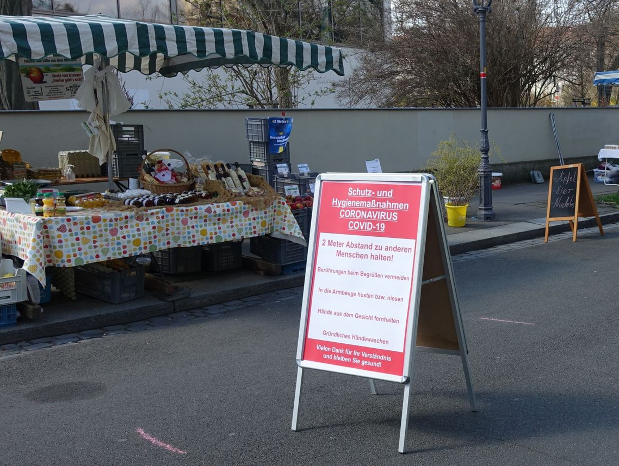 Wochenmarkt Kopernikusstraße Corona Hinweis