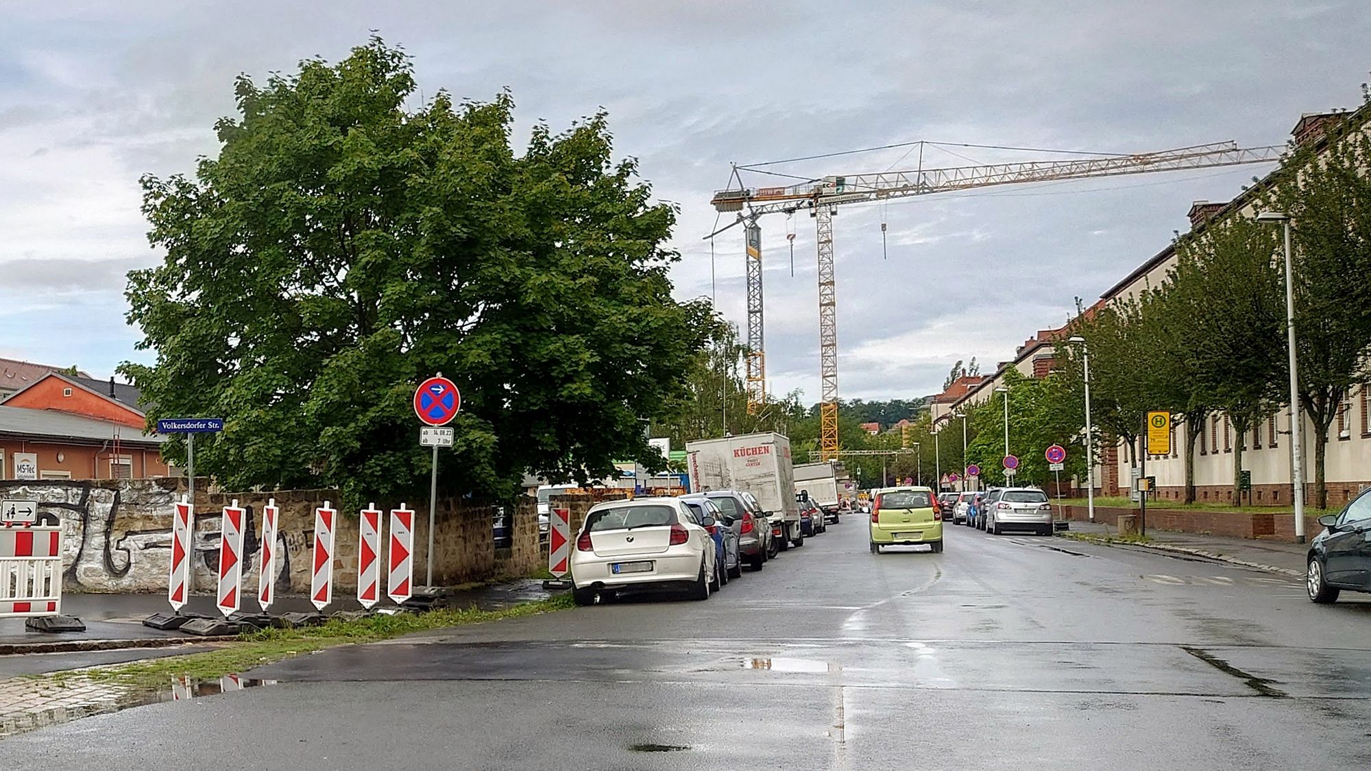 Fernwärmearbeiten auf der Hubertusstraße.