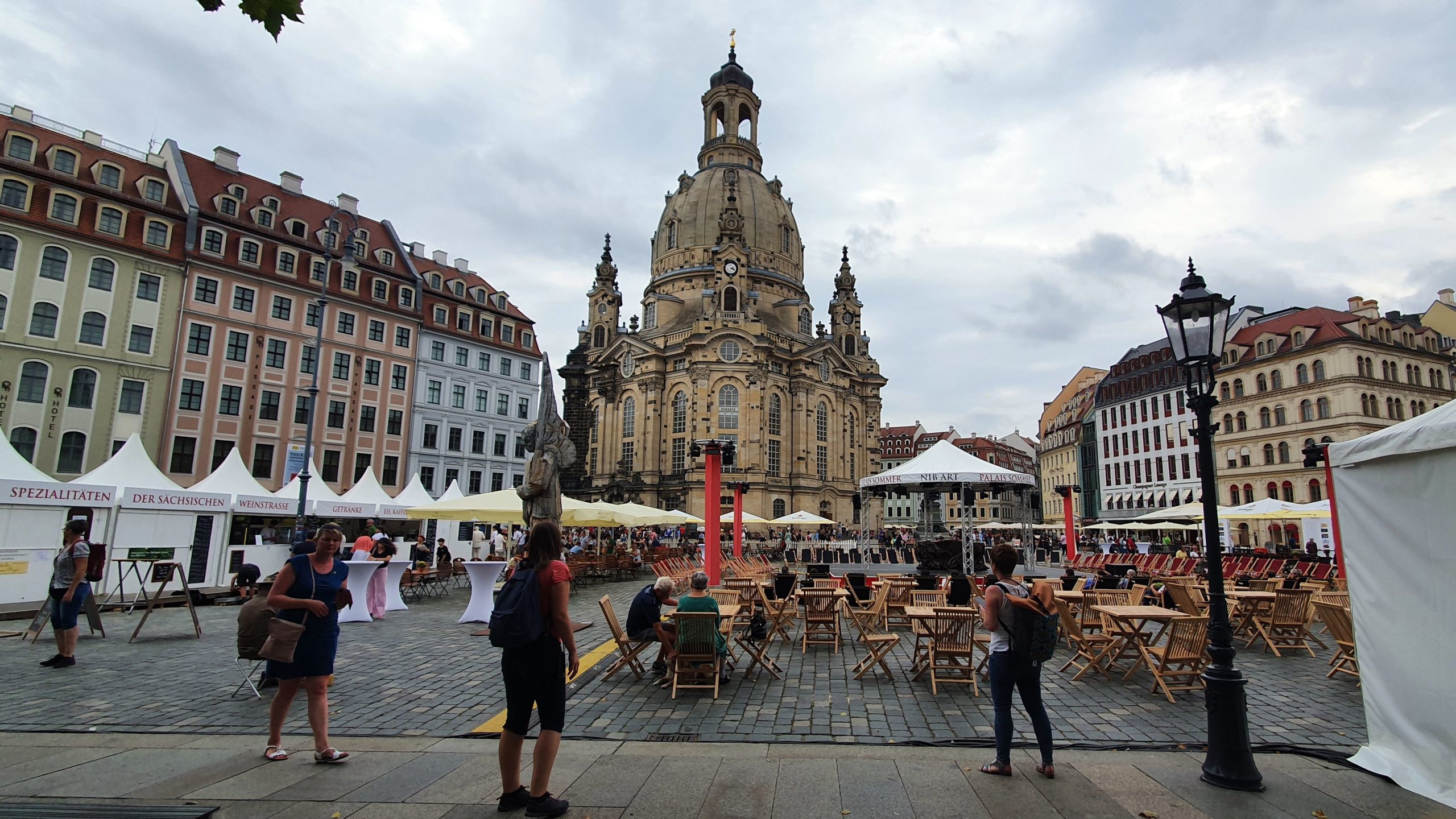 Die Frauenkirche am Dresdner Neumarkt - Foto: J. Frintert