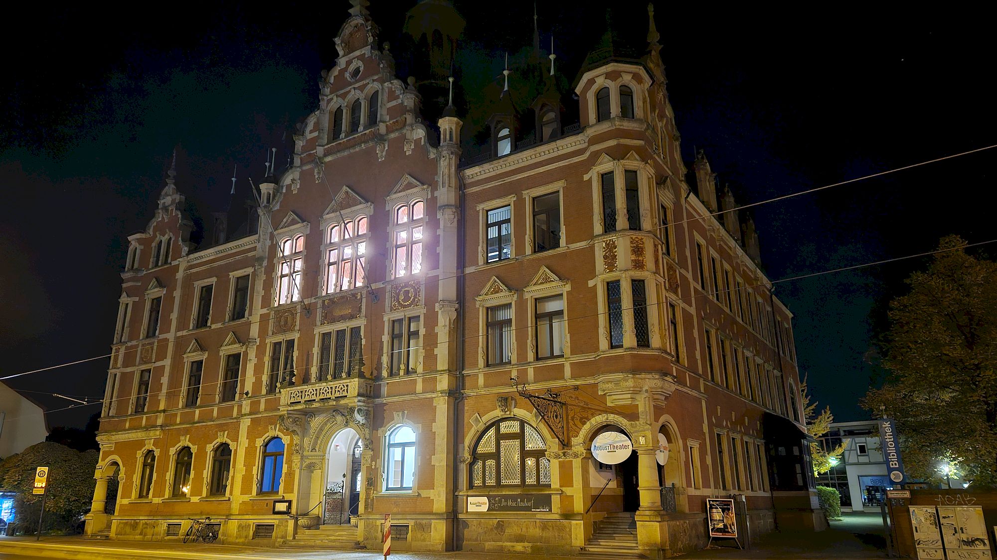 Stadtbezirksbeiratssitzung im Pieschener Rathaus - Foto: J. Frintert