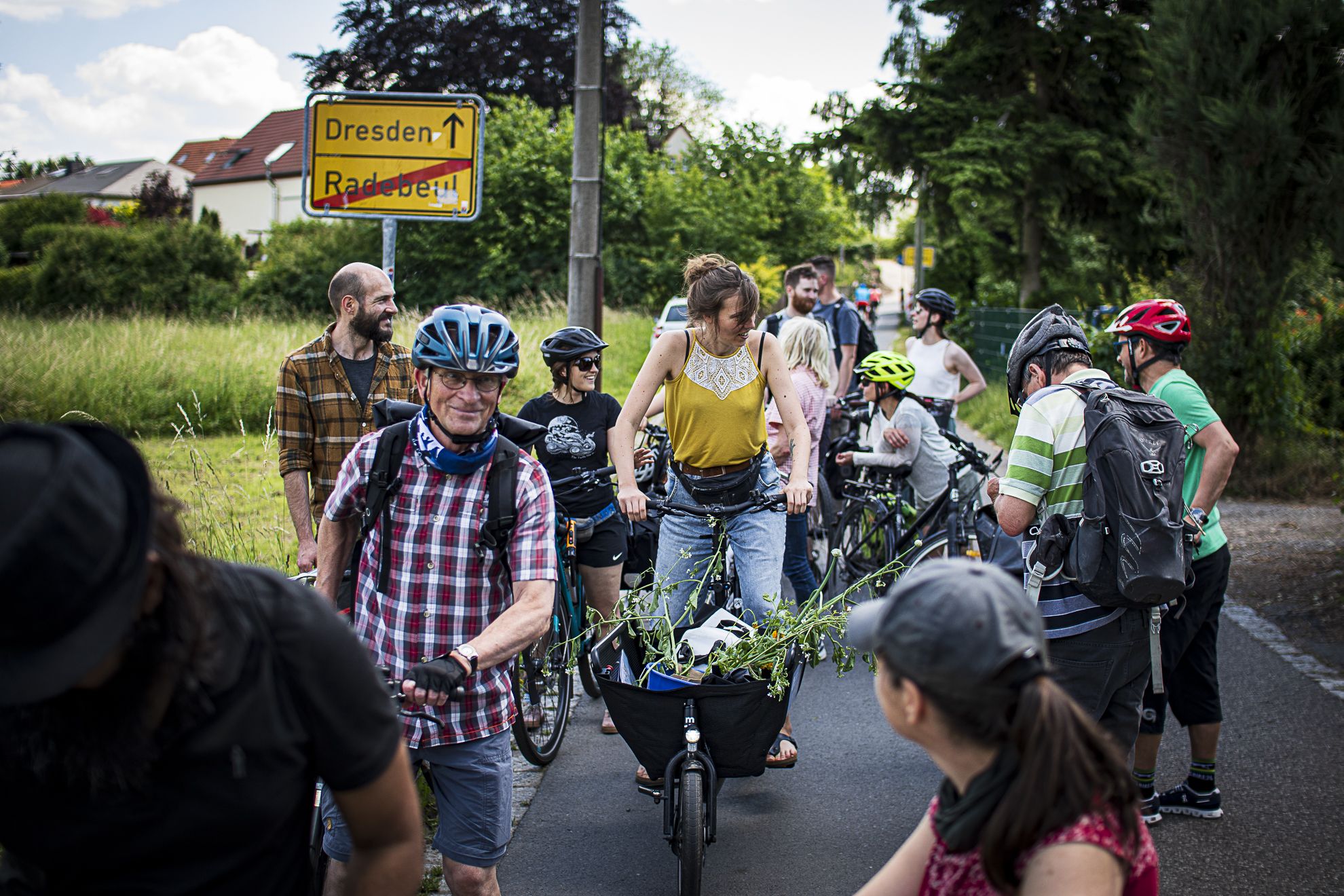Radeln auf der "Tour der Utopien", geführt vom "Allgemeinen Deutschen Fahrrad-Club (ADFC)". Foto: Victor Smolinski