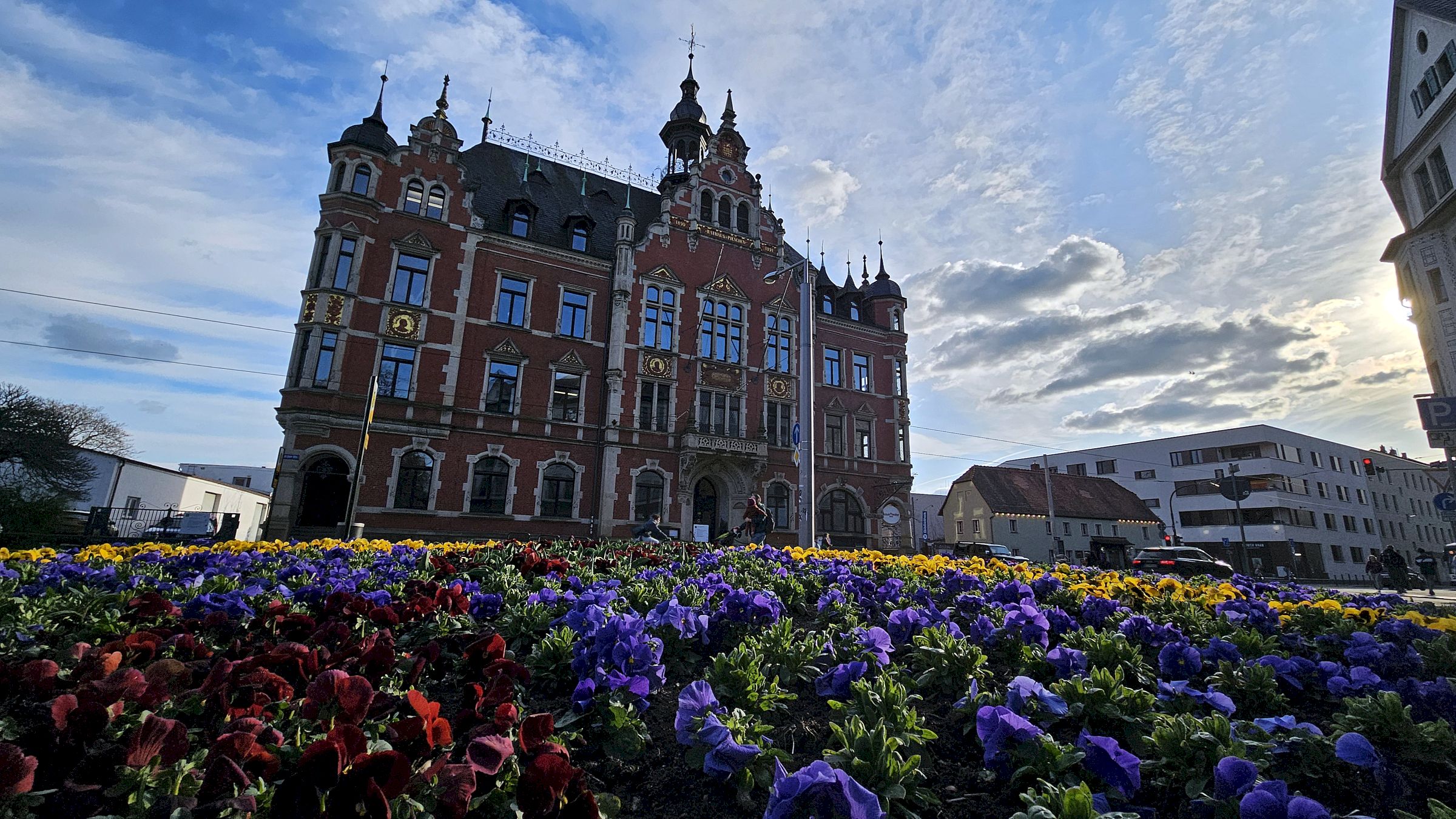 Rathaus Pieschen im April 2025 - Foto: J. Frintert