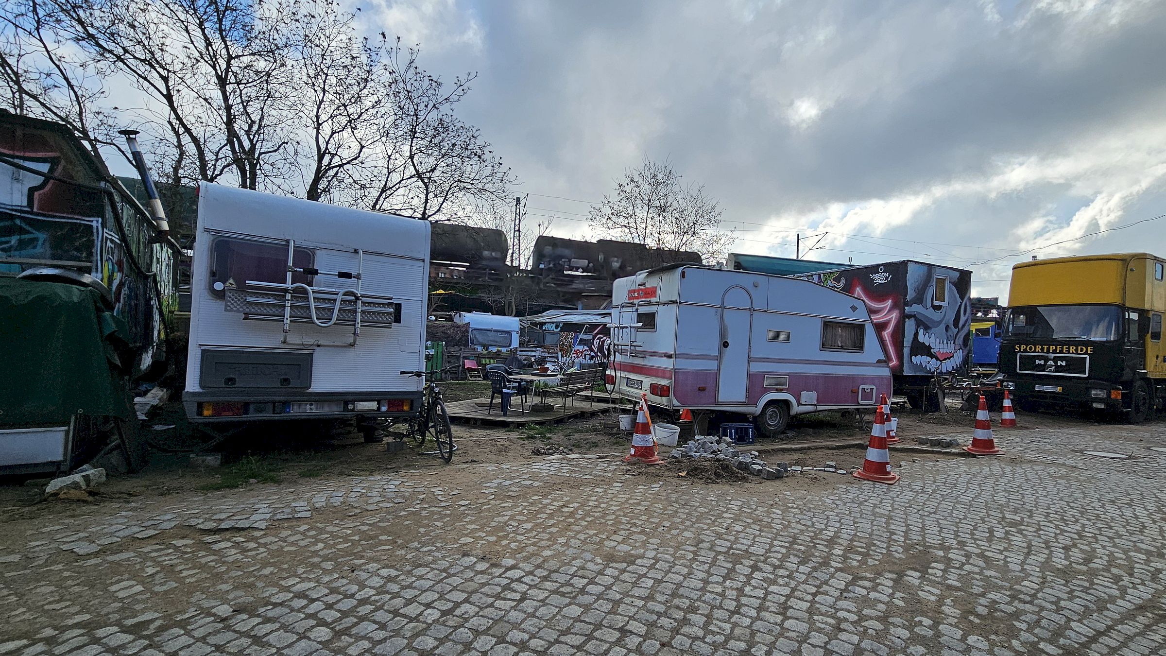 Wagenplatz am Alten Leipziger Bahnhof - Foto: J. Frintert