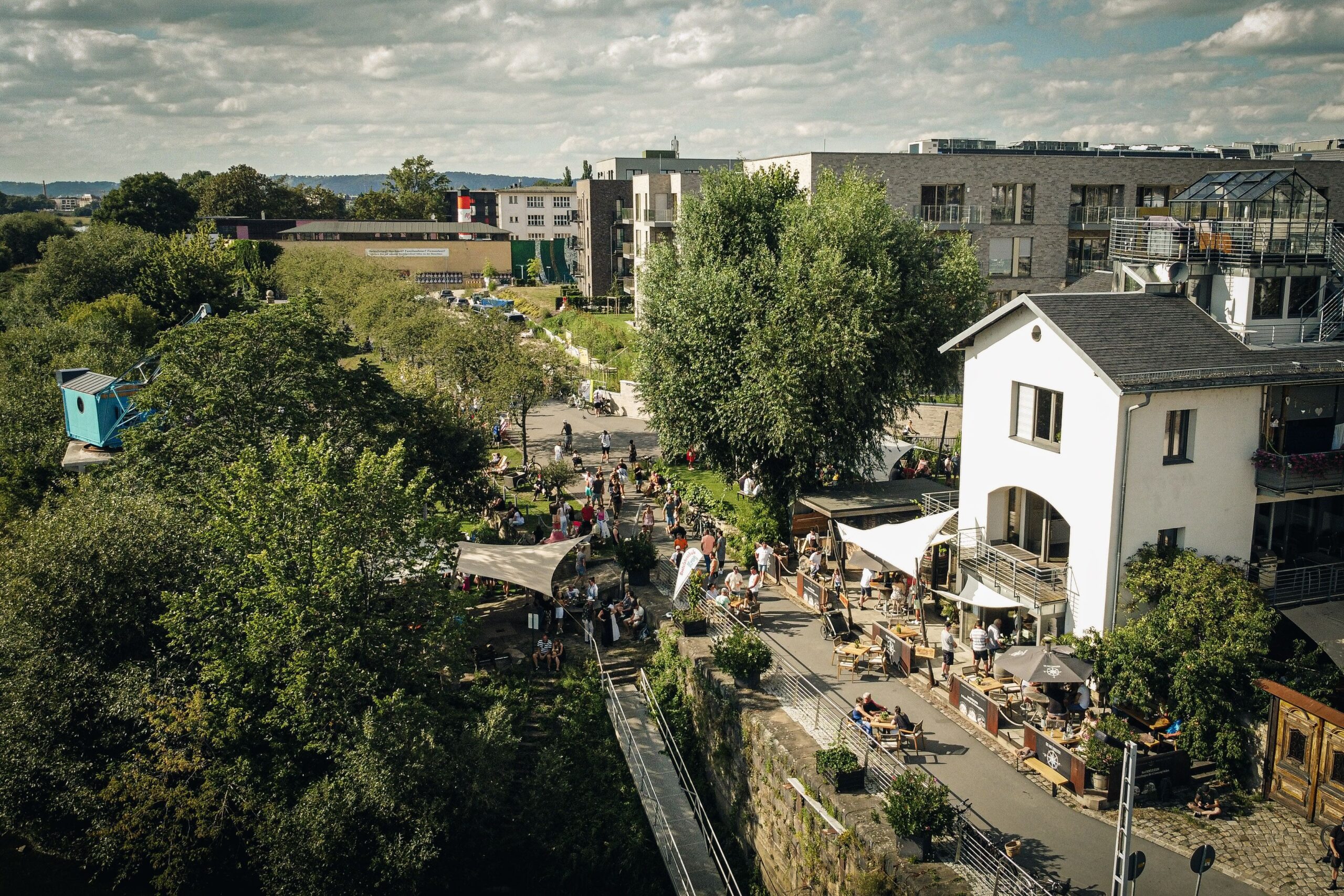 Mittlerweile verwalten die Geschäftsführer sowohl Land als auch Wasser rund um die Eventlocation. Foto: Rico Ullmann