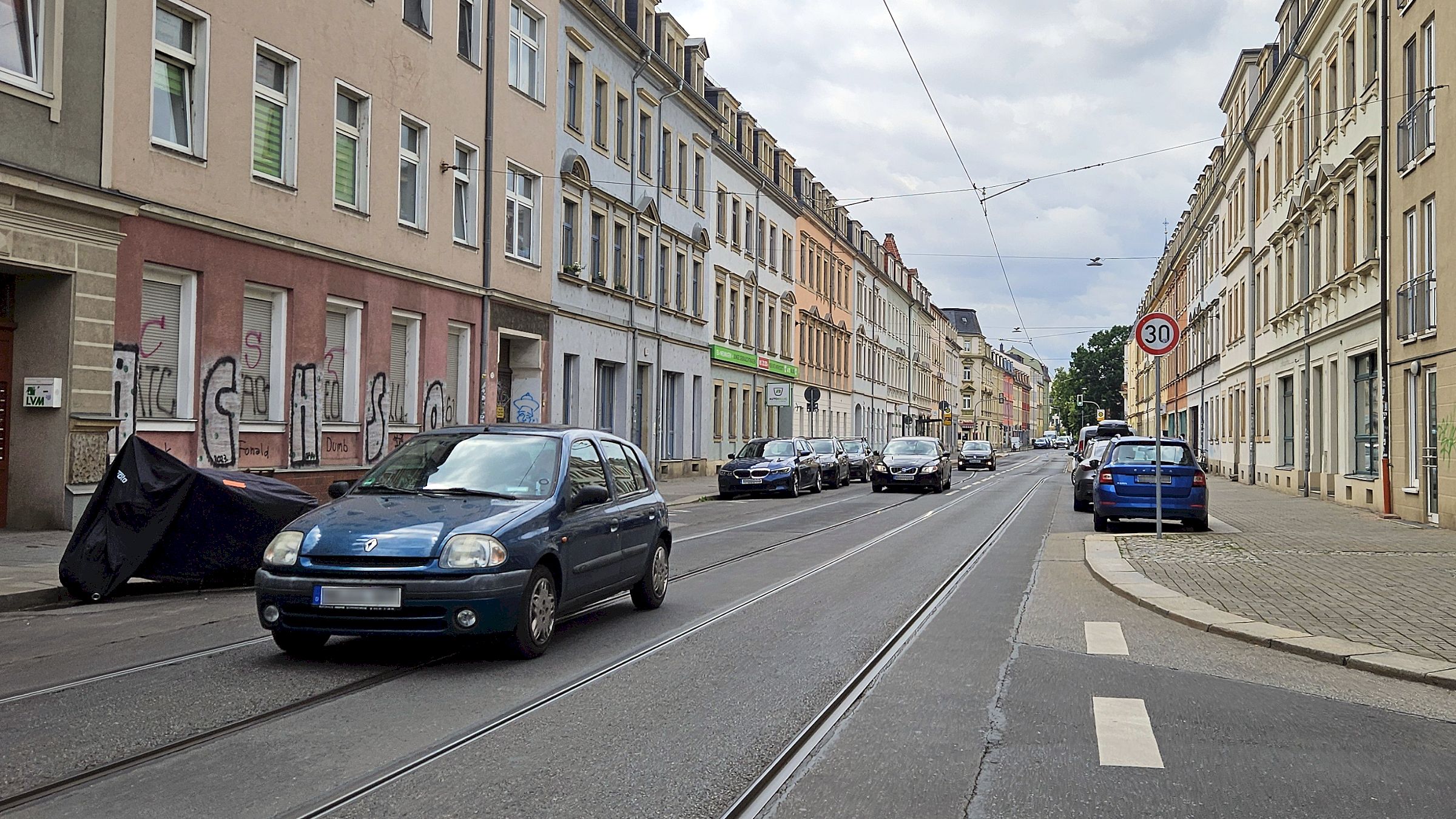 Tempo 30 auf der Bürgerstraße - Foto: J. Frintert