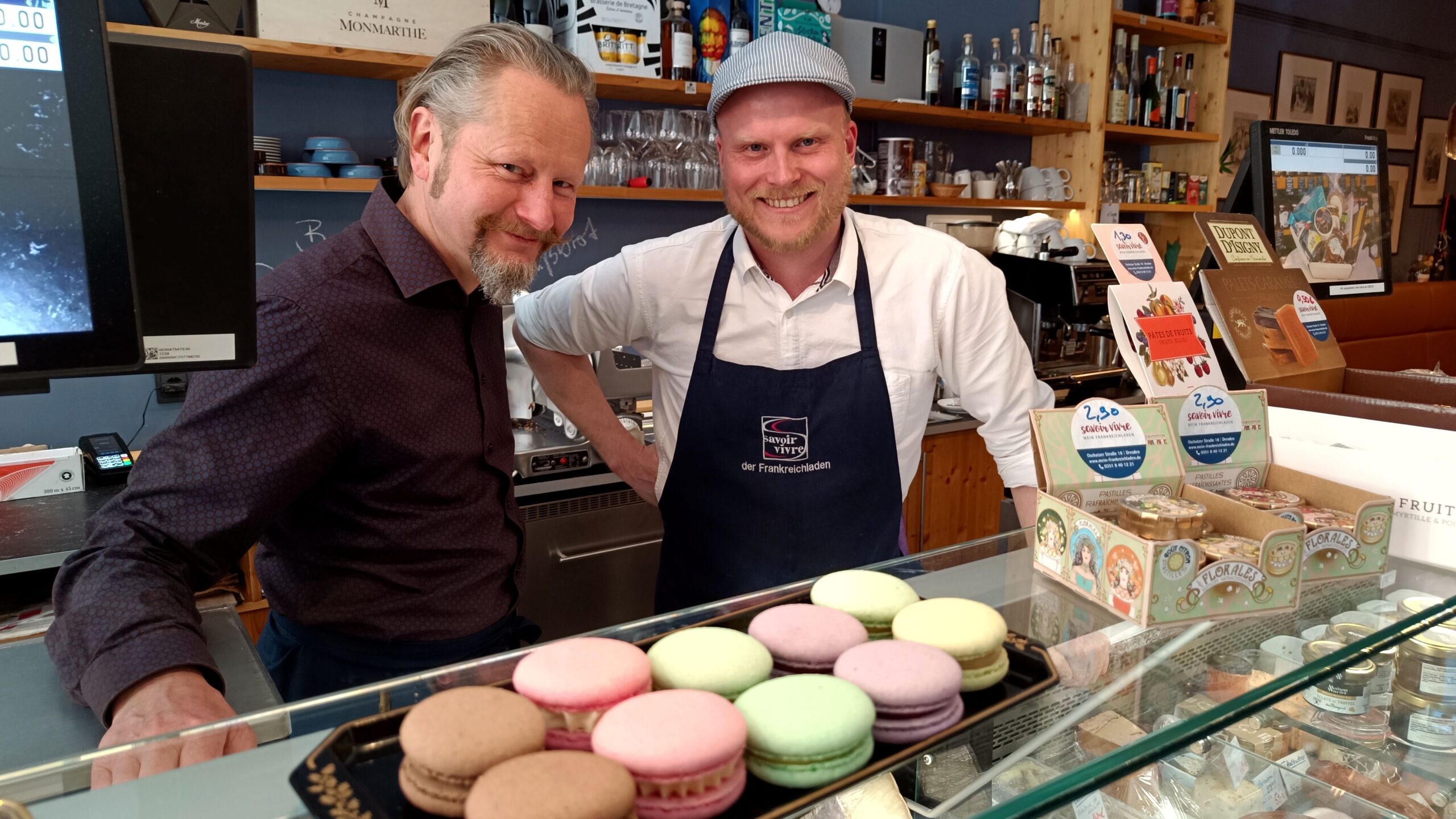 Sochor (l.) und Nauwelaers (r.) freuen sich über die Zusammenarbeit mit Maria Krauß.