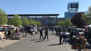 Großer Trödelmarkt am kommenden Sonntag auf dem Elbepark-Parkplatz. Foto: J. Korczynsky