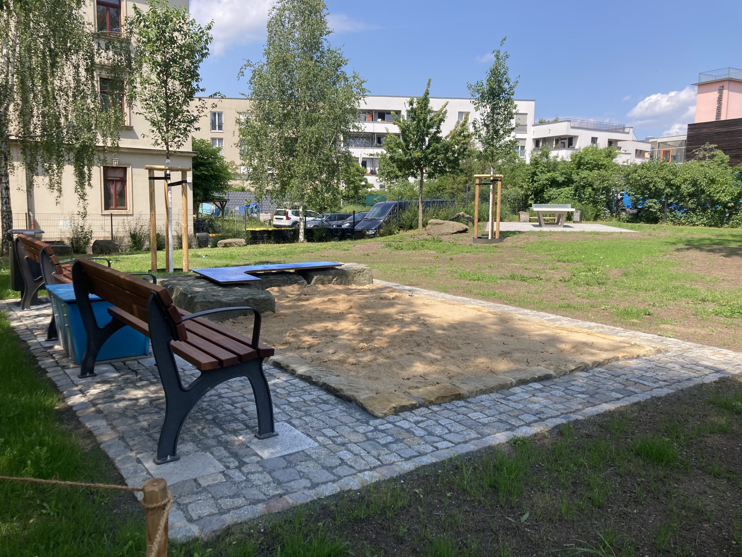 Neuer Sandkasten am Spielplatz an der Konkordienstraße - Foto: U. Sochor
