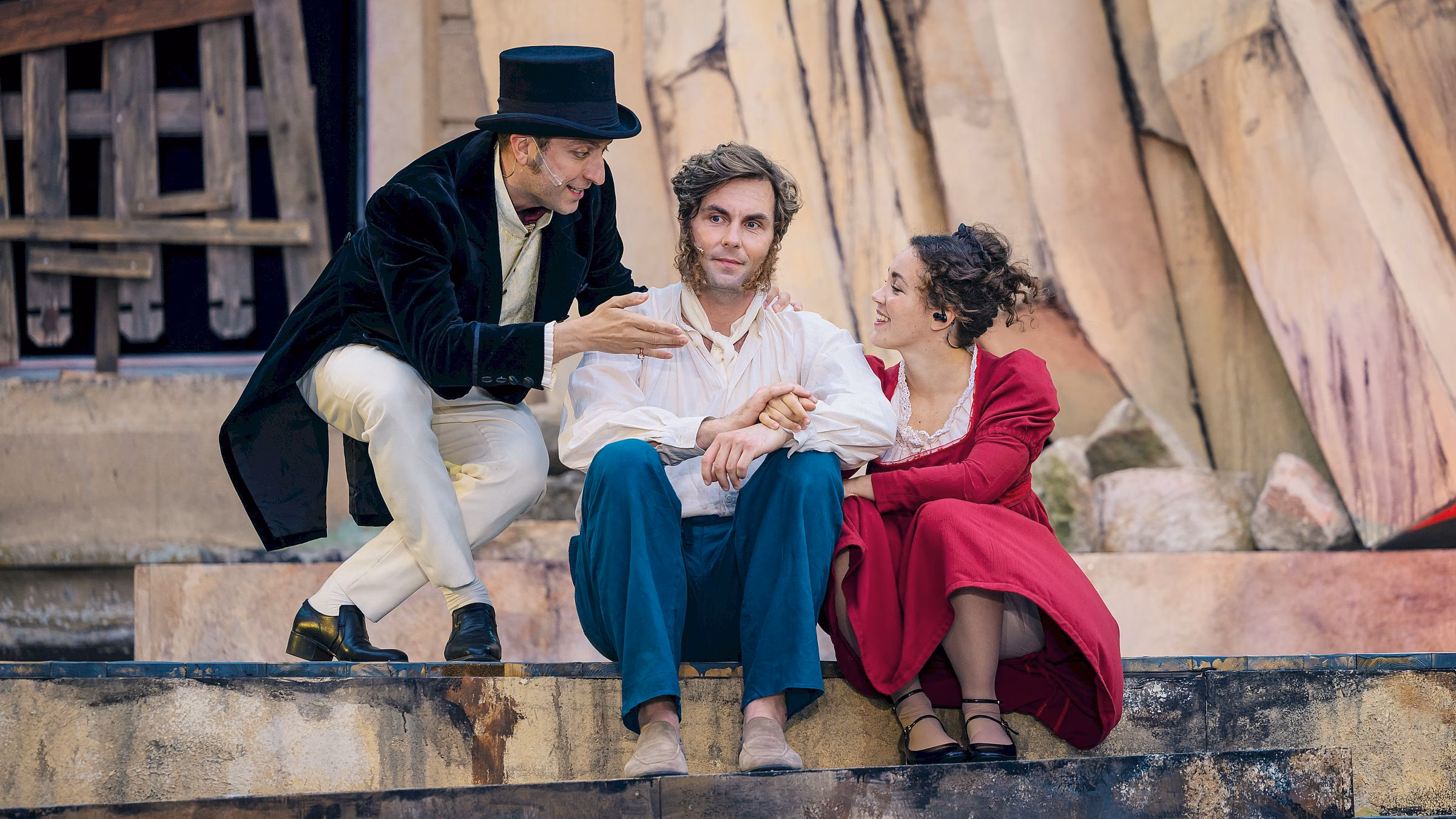 Szene aus "Der Wanderer über dem Nebelmeer" - Foto: PR Comödie/Robert Jentzsch
