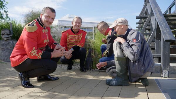 Mit einer 94-prozentigen Auslastung in der vergangenen Spielzeit Resümee gezogen: Die Gebrüder Köllner "Wollen dem Publikum etwas zurück geben". Foto: Dresdner Weihnachts Circus