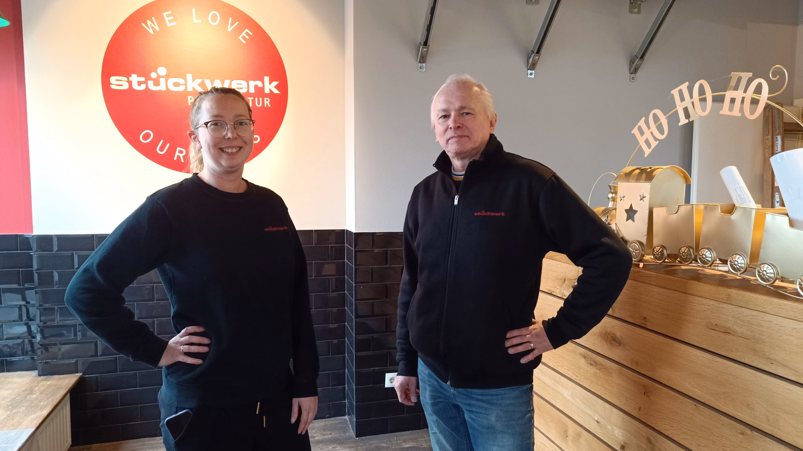 Vater-Tochter-Duo: Mandy Bein und Ronny Schindler leiten die Pieschener "Stückwerk"-Filiale. 