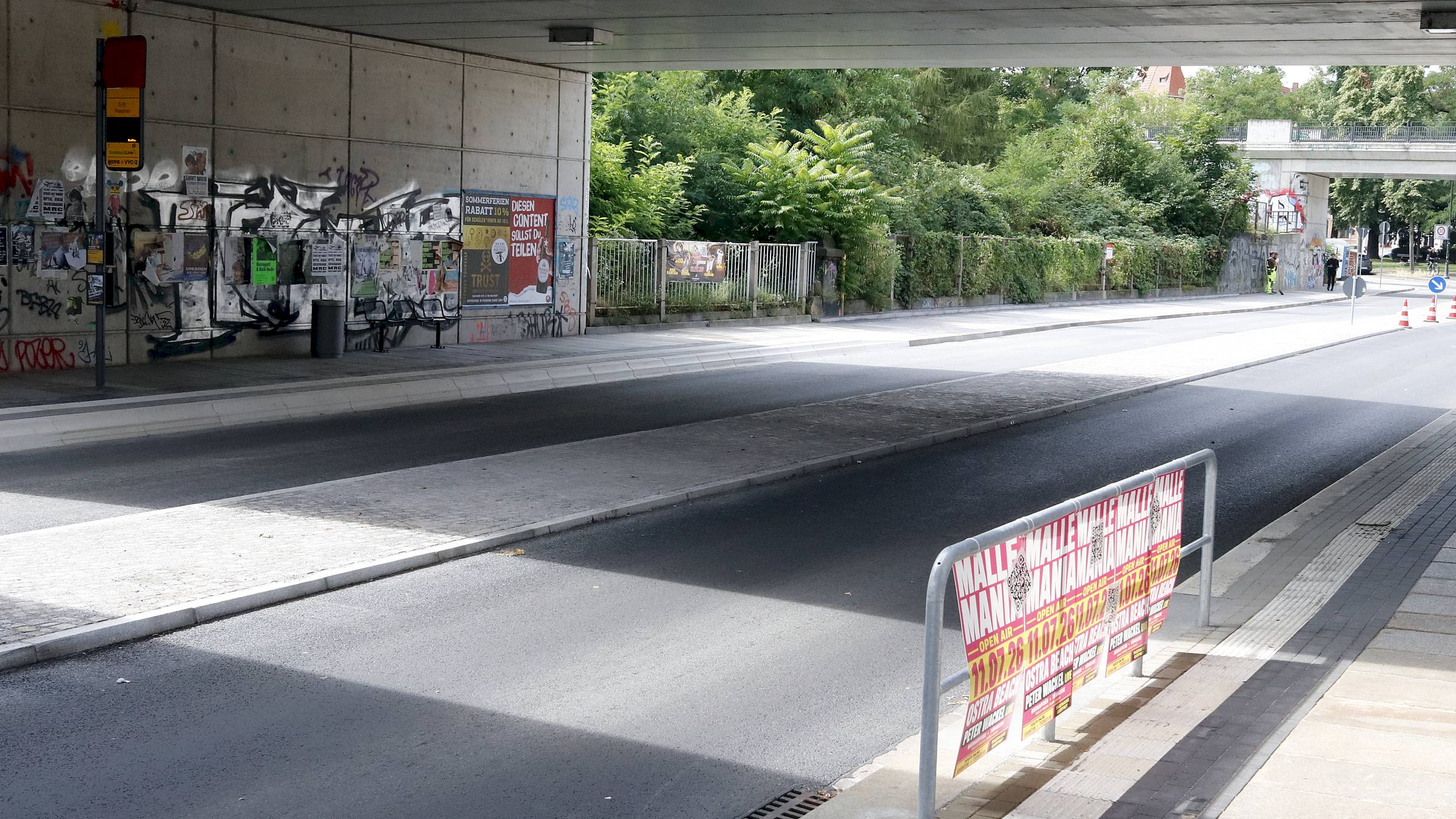 Die Haltestellen der Buslinien 64, 73 und 76 wurden barrierefrei ausgebaut. Foto: J. Frintert